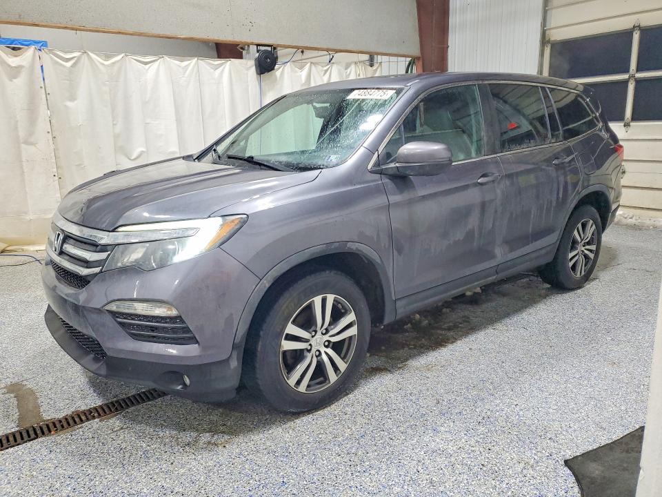 HONDA PILOT EXL 2016 with VIN 5FNYF6H88GB017624 - Photo from auction