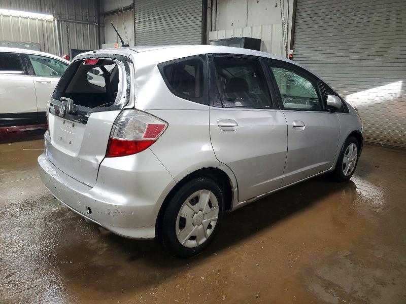 Photo 3 from auction – 2013 HONDA FIT with VIN JHMGE8H34DC013351