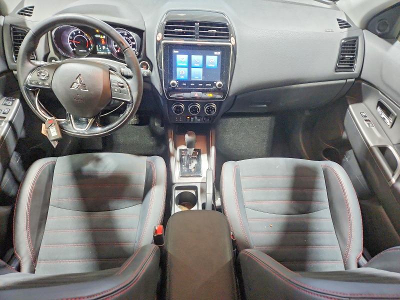 Photo 8 from auction – 2025 MITSUBISHI OUTLANDER with VIN JA4ARUAU9SU006887