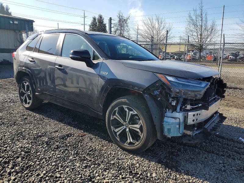 Photo 4 from auction – 2023 TOYOTA RAV4 PRIME with VIN JTMFB3FV6PD156135