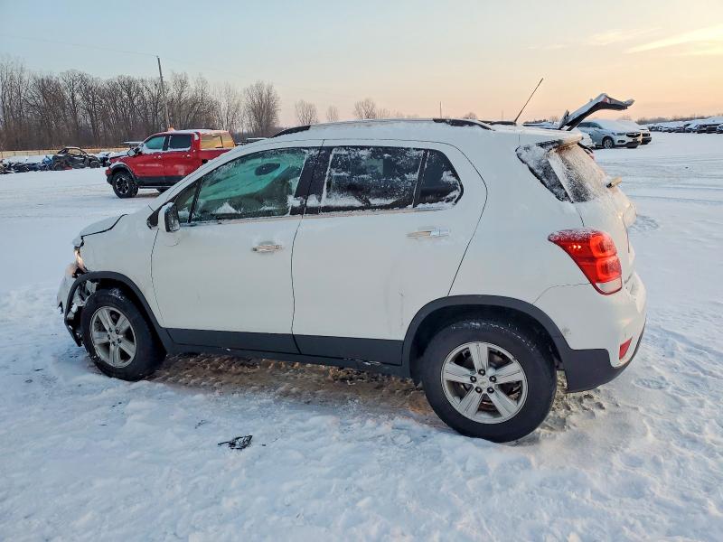 Photo 2 from auction – 2020 CHEVROLET TRAX 1LT with VIN KL7CJPSB8LB084415