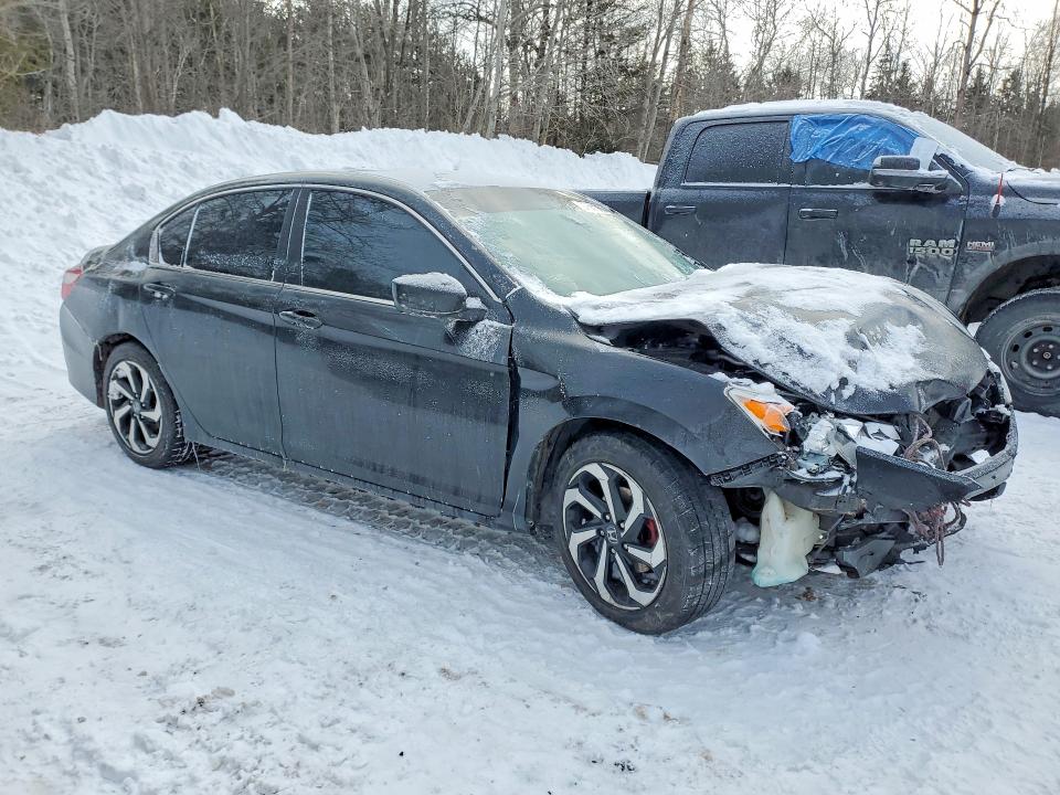 Photo 4 from auction – 2017 HONDA ACCORD LX with VIN 1HGCR2F37HA805520