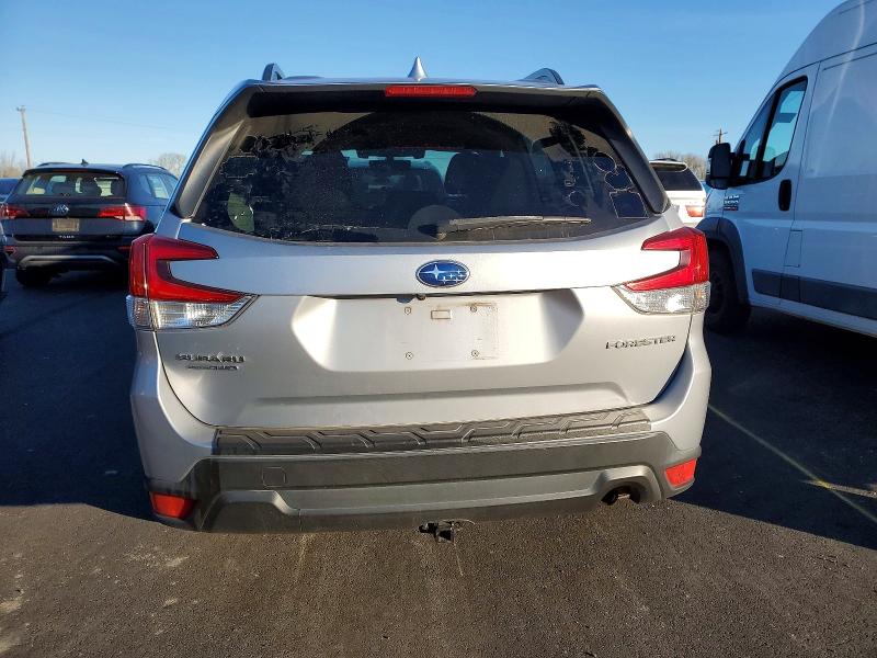 Photo 6 from auction – 2021 SUBARU FORESTER P with VIN JF2SKAJC2MH488555