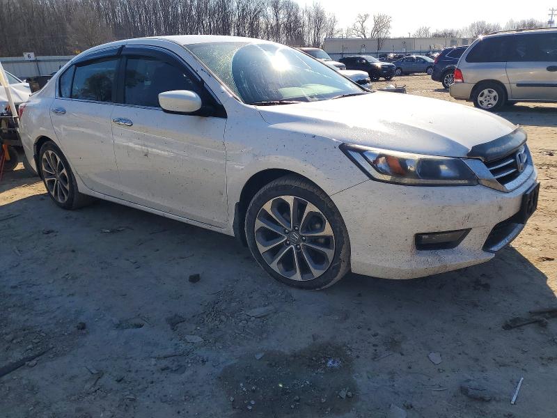 Photo 4 from auction – 2014 HONDA ACCORD SPO with VIN 1HGCR2F52EA252305