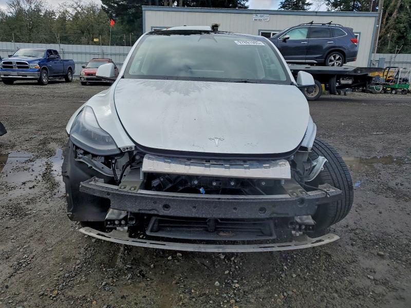Photo 5 from auction – 2023 TESLA MODEL Y with VIN 7SAYGDEE5PF676243