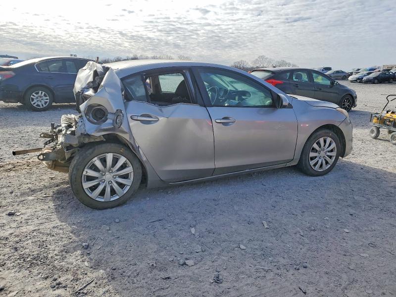 Photo 3 from auction – 2013 MAZDA 3 with VIN JM1BL1TF0D1763755