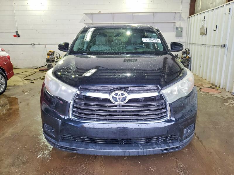Photo 5 from auction – 2016 TOYOTA HIGHLANDER with VIN 5TDBKRFH3GS301860