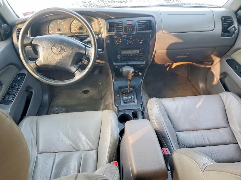 Photo 8 from auction – 2002 TOYOTA 4RUNNER SR with VIN JT3GN86RX20255721