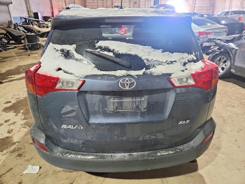 Photo 6 from auction – 2014 TOYOTA RAV4 XLE with VIN JTMWFREV6ED041380