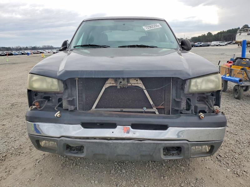 Photo 5 from auction – 2004 CHEVROLET AVALANCHE with VIN 3GNEC12T54G144503