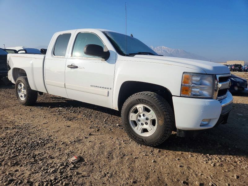 Photo 4 from auction – 2007 CHEVROLET SILVERADO with VIN 2GCEC19JX71717390