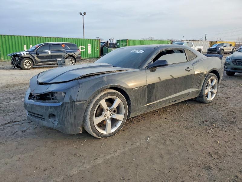 CHEVROLET CAMARO LS 2013 مع رقم تعريف المركبة 2G1FA1E30D9188913 - صورة من المزاد