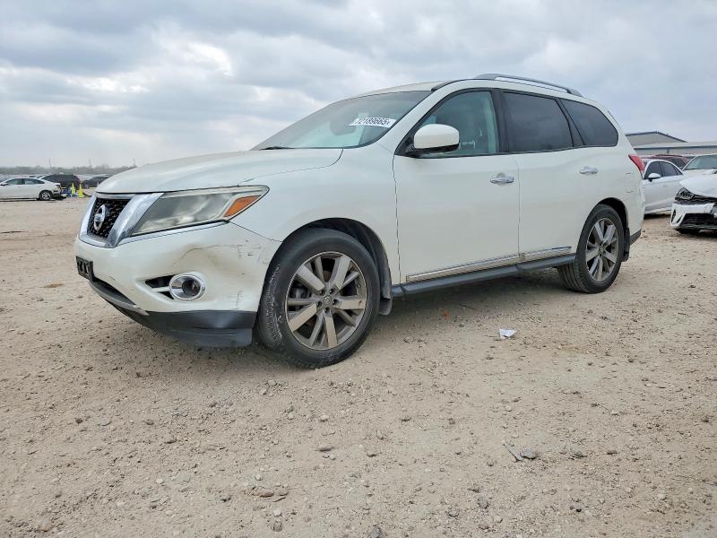 NISSAN PATHFINDER 2015 with VIN 5N1AR2MN7FC671678 - Photo from auction