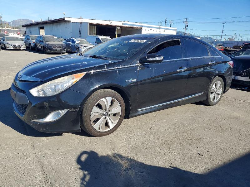 HYUNDAI SONATA 2014 with VIN KMHEC4A41EA111840 - Photo from auction