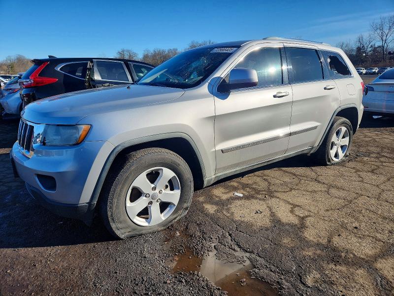 JEEP GRAND CHER 2011 with VIN 1J4RR4GG3BC713476 - Photo from auction