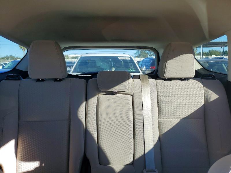 Photo 10 from auction – 2017 FORD ESCAPE SE with VIN 1FMCU0GD0HUA83357