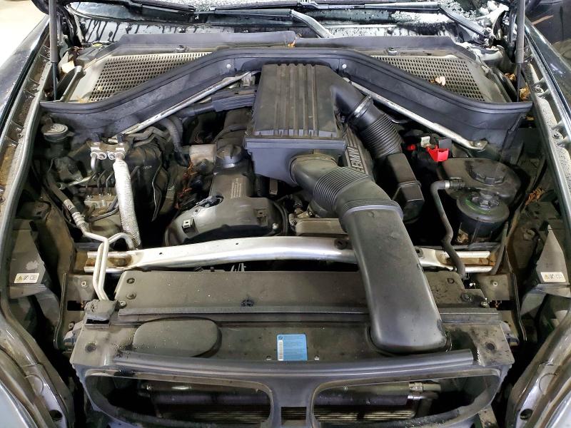 Photo 12 from auction – 2010 BMW X5 XDRIVE3 with VIN 5UXFE4C53AL379150