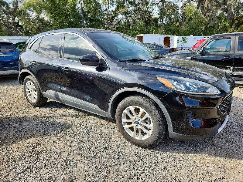 Photo 4 from auction – 2020 FORD ESCAPE SE with VIN 1FMCU9G65LUB24841