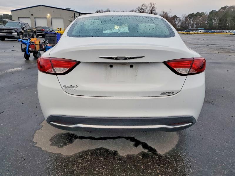 Photo 6 from auction – 2015 CHRYSLER 200 LIMITE with VIN 1C3CCCAB5FN588869