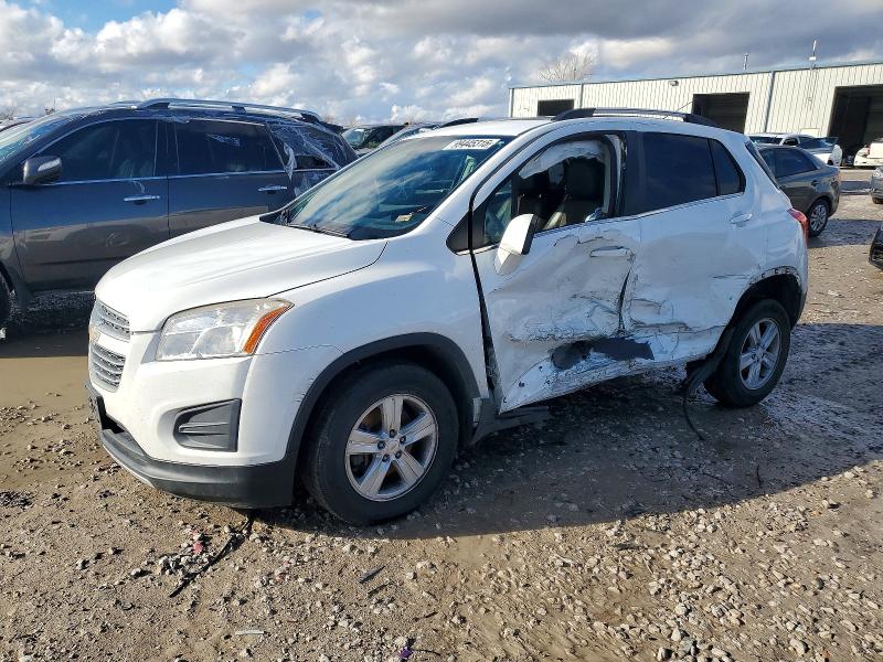 CHEVROLET TRAX 2016 with VIN KL7CJPSB8GB666326 - Photo from auction