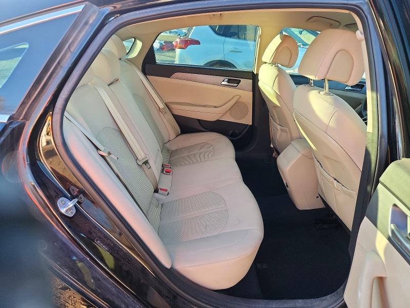 Photo 10 from auction – 2017 HYUNDAI SONATA SE with VIN 5NPE24AF5HH537617
