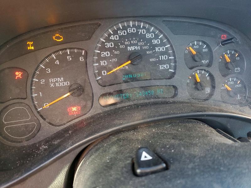Photo 9 from auction – 2003 CHEVROLET SILVERADO with VIN 2GCEK19T631310469