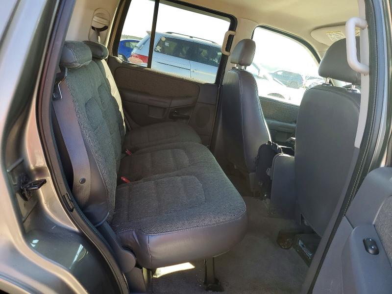 Photo 10 from auction – 2002 FORD EXPLORER with VIN 1FMZU62E12UC77500