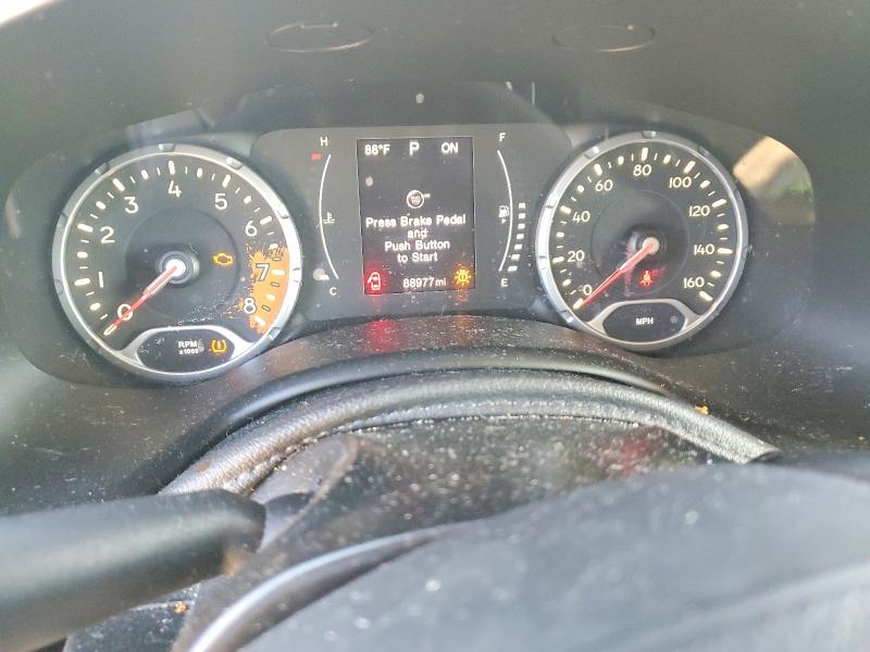Photo 9 from auction – 2017 JEEP RENEGADE L with VIN ZACCJBBB9HPF90600