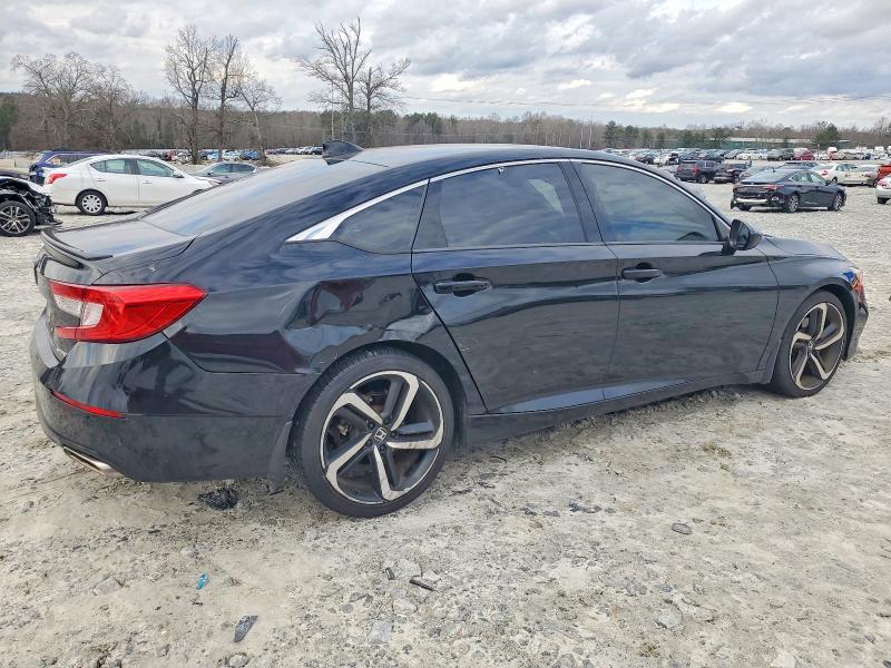 Photo 3 from auction – 2018 HONDA ACCORD with VIN 1HGCV1F33JA199175