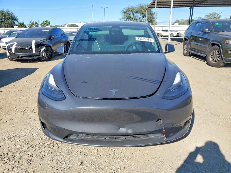 Photo 5 from auction – 2022 TESLA MODEL Y with VIN 7SAYGDEF8NF492114