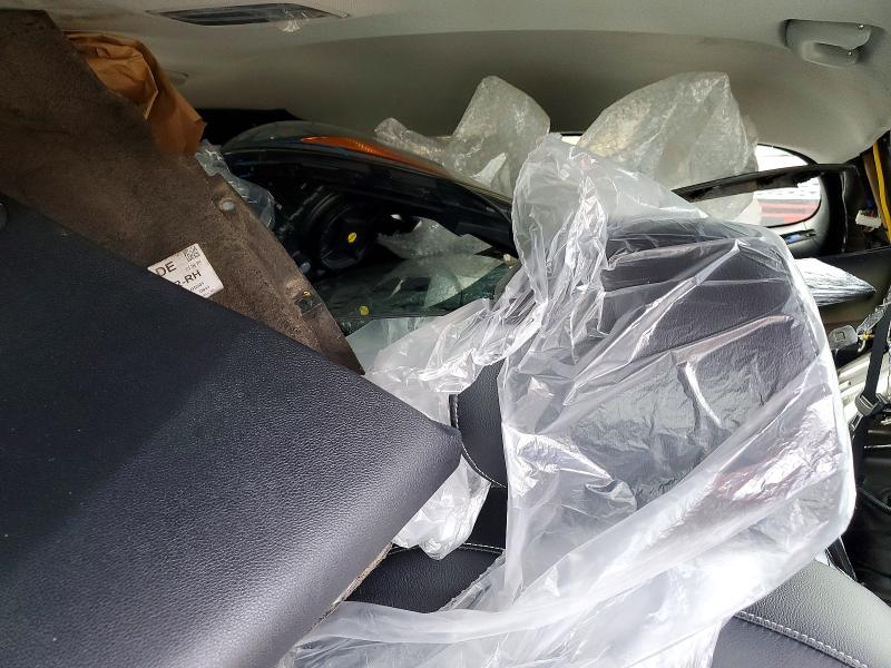 Photo 10 from auction – 2018 KIA NIRO TOURI with VIN KNDCE3LC5J5111864