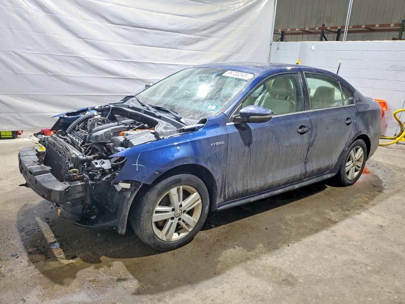VOLKSWAGEN JETTA HYBR 2014 with VIN 3VW637AJ7EM306762 - Photo from auction