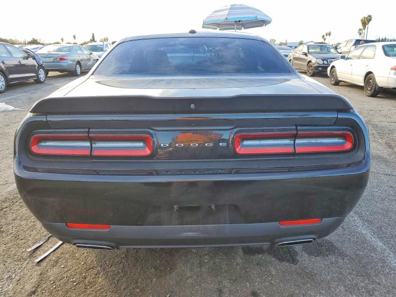 Photo 6 from auction – 2018 DODGE CHALLENGER with VIN 2C3CDZAG2JH262976
