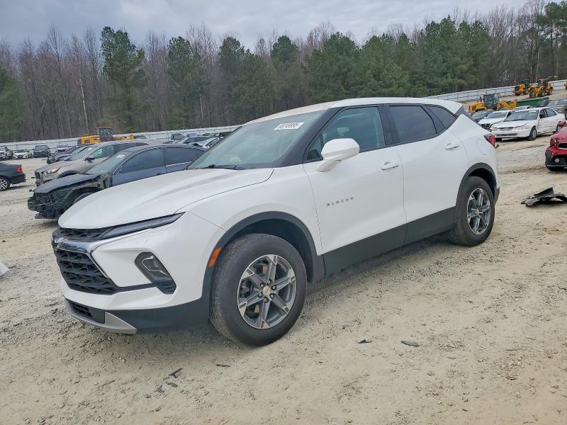 CHEVROLET BLAZER 2023 with VIN 3GNKBCR47PS106353 - Photo from auction
