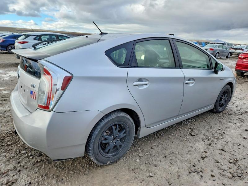 Zdjęcie 3 z aukcji – 2015 TOYOTA PRIUS z VIN JTDKN3DU5F0423142