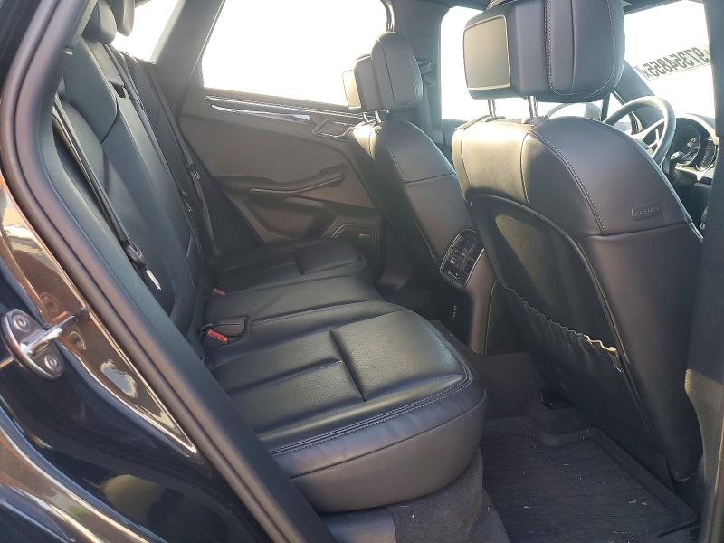 Photo 11 from auction – 2024 PORSCHE MACAN BASE with VIN WP1AA2A56RLB19754
