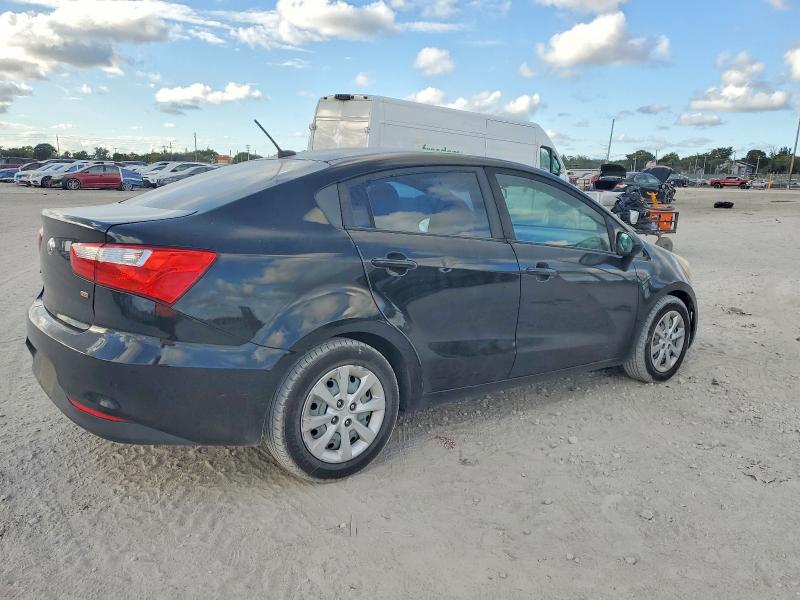 Photo 3 from auction – 2017 KIA RIO LX with VIN KNADM4A32H6006166