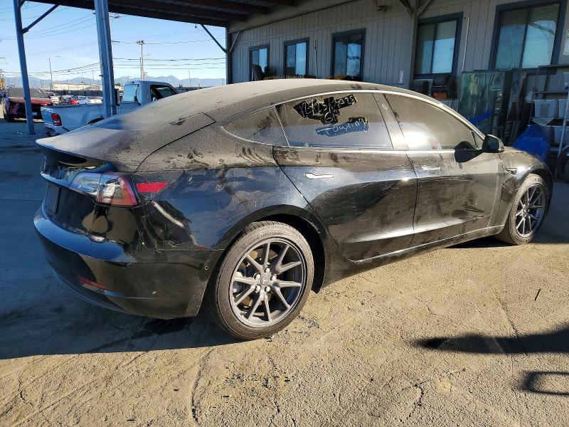 Photo 3 from auction – 2021 TESLA MODEL 3 with VIN 5YJ3E1EAXMF928783