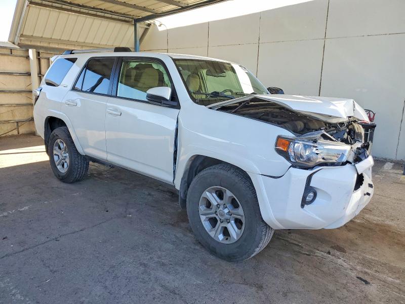 Photo 4 from auction – 2023 TOYOTA 4RUNNER with VIN JTEEU5JR7P5303094