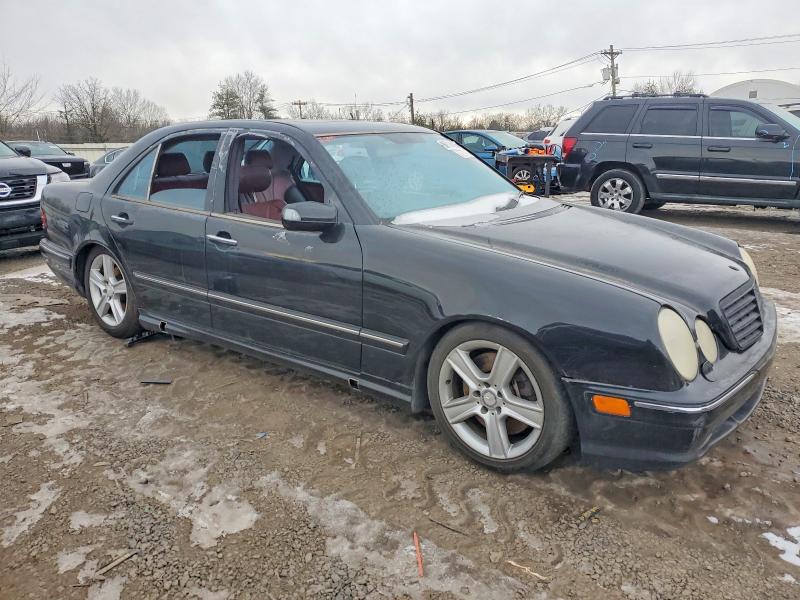 Photo 4 from auction – 2001 MERCEDES-BENZ E with VIN WDBJF74J01B226140