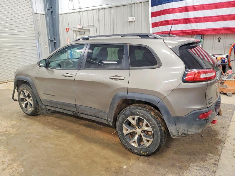 Photo 2 from auction – 2017 JEEP CHEROKEE with VIN 1C4PJMBS0HW625931