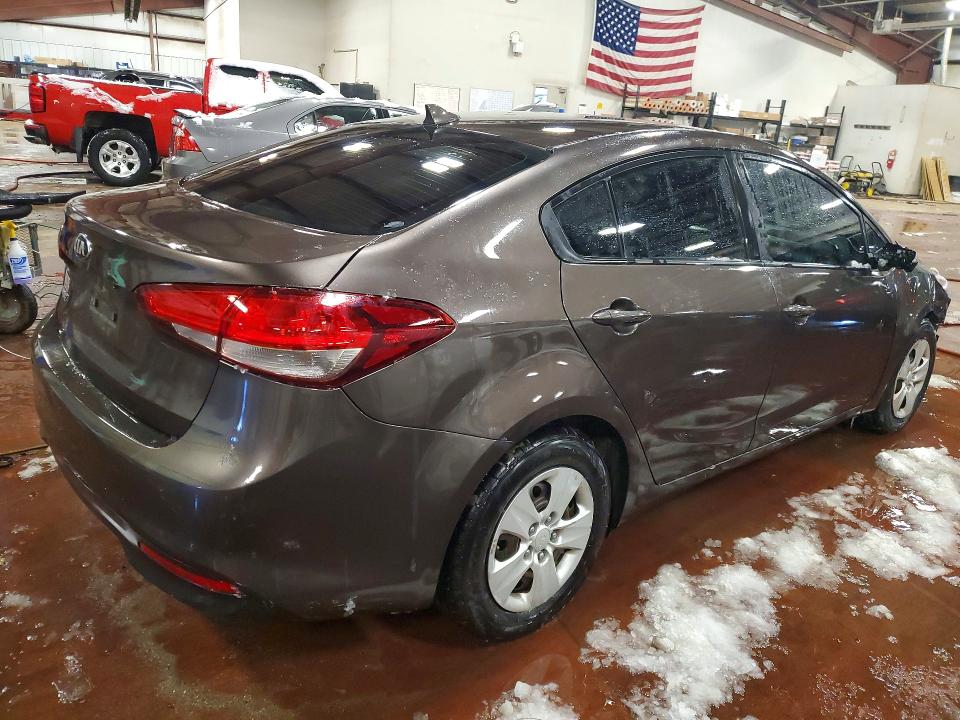 Photo 3 from auction – 2017 KIA FORTE LX with VIN 3KPFK4A71HE156218