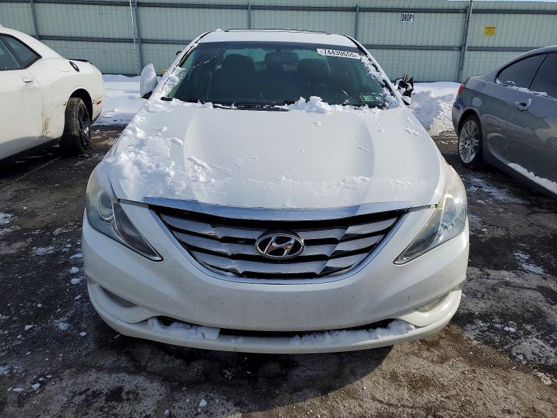 Photo 5 from auction – 2013 HYUNDAI SONATA SE with VIN 5NPEC4AC5DH524265