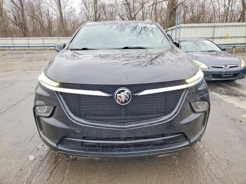 Photo 5 from auction – 2023 BUICK ENCLAVE with VIN 5GAERBKW5PJ267892