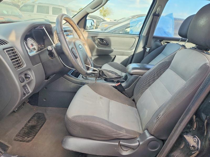 Photo 7 from auction – 2005 FORD ESCAPE with VIN 1FMYU02Z45KA70319
