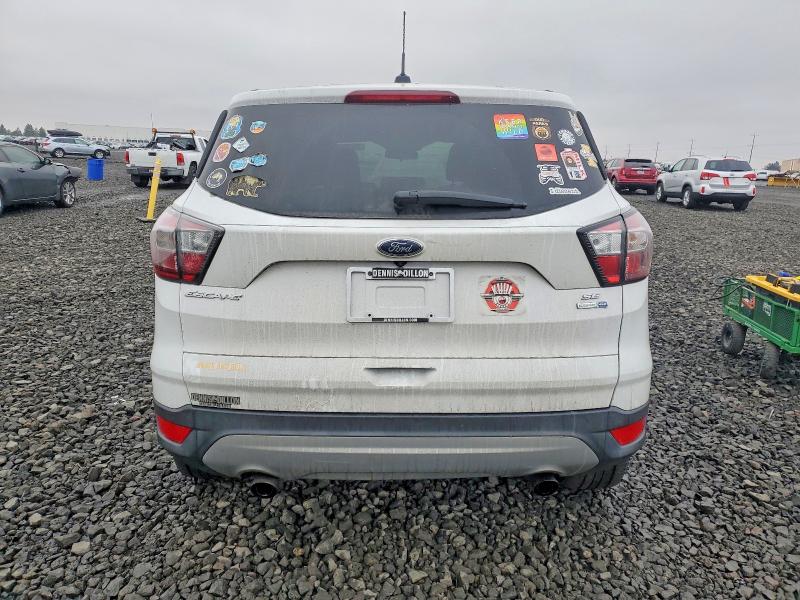 Photo 6 from auction – 2017 FORD ESCAPE SE with VIN 1FMCU9GD5HUA32988