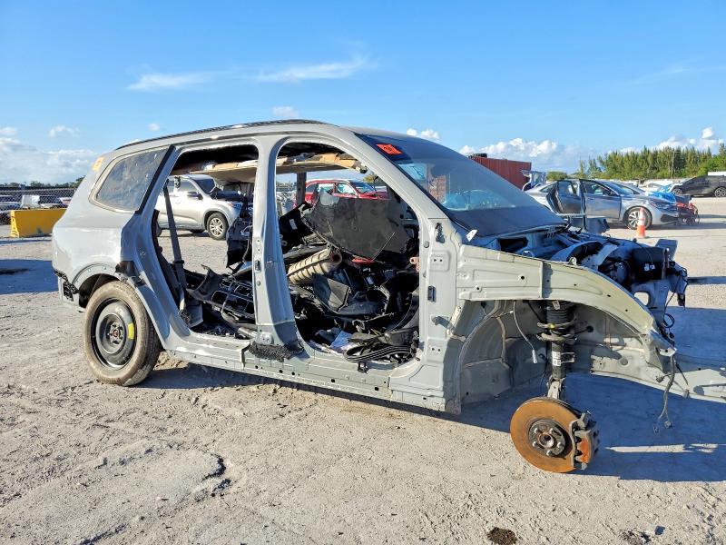 Photo 4 from auction – 2022 KIA TELLURIDE with VIN 5XYP3DHC3NG274032
