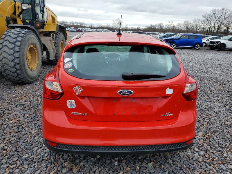 Photo 6 from auction – 2014 FORD FOCUS SE with VIN 1FADP3K21EL370804