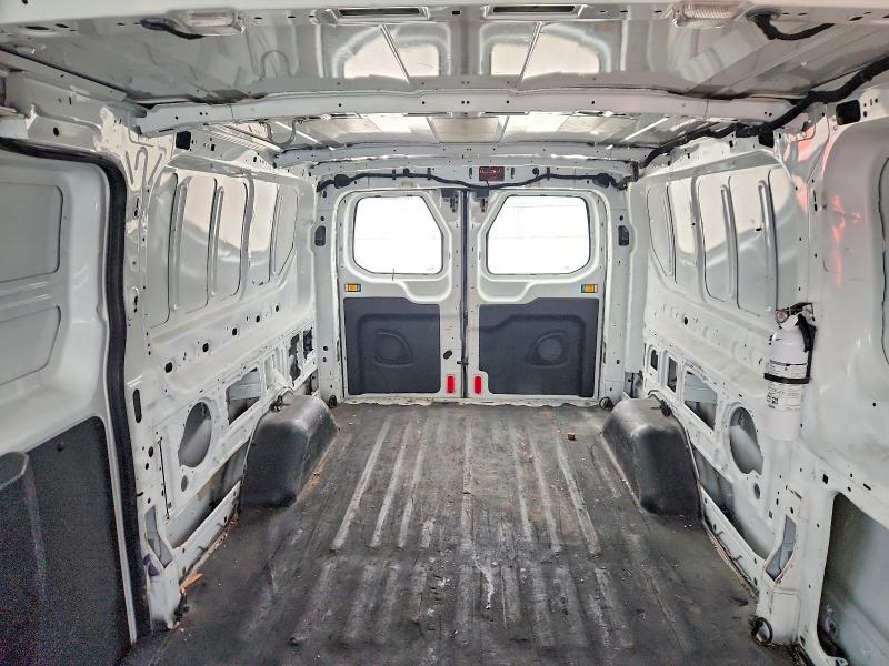 Photo 10 from auction – 2015 FORD TRANSIT T- with VIN 1FTNR2ZMXFKA98996