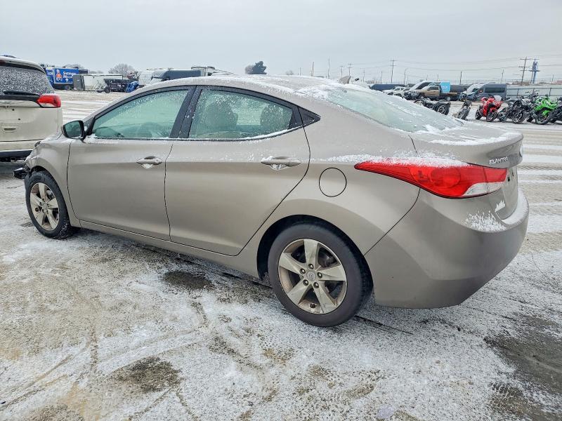 Photo 2 from auction – 2011 HYUNDAI ELANTRA with VIN 5NPDH4AE8BH023785